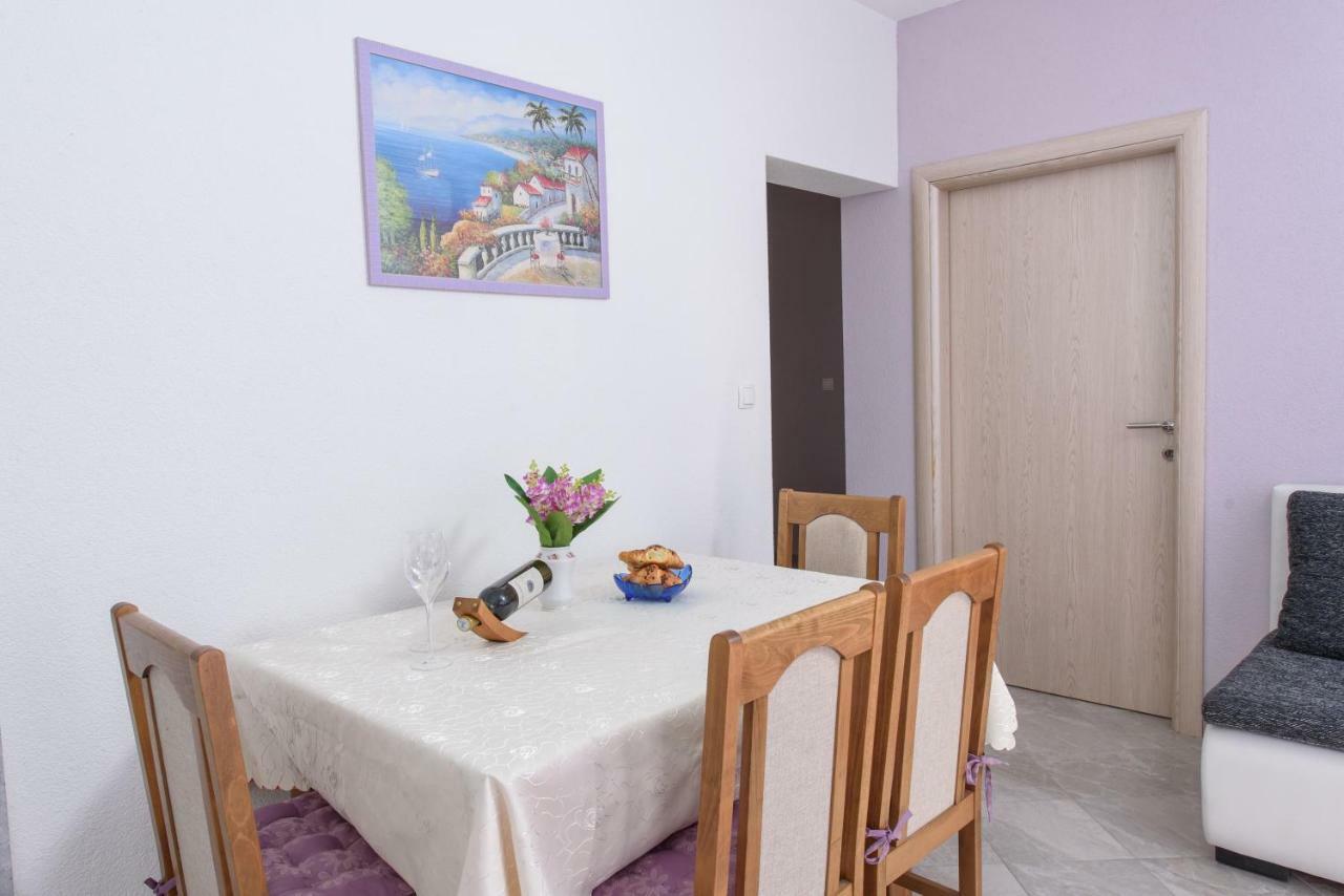 Apartments Totic Kaštela Екстериор снимка