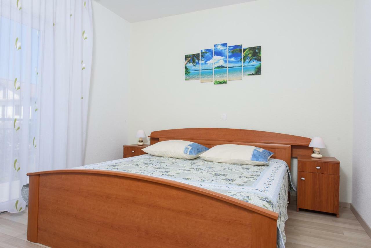 Apartments Totic Kaštela Екстериор снимка